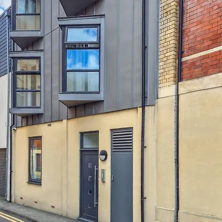 Chic & Modern - Bedminster Parade * Bristol